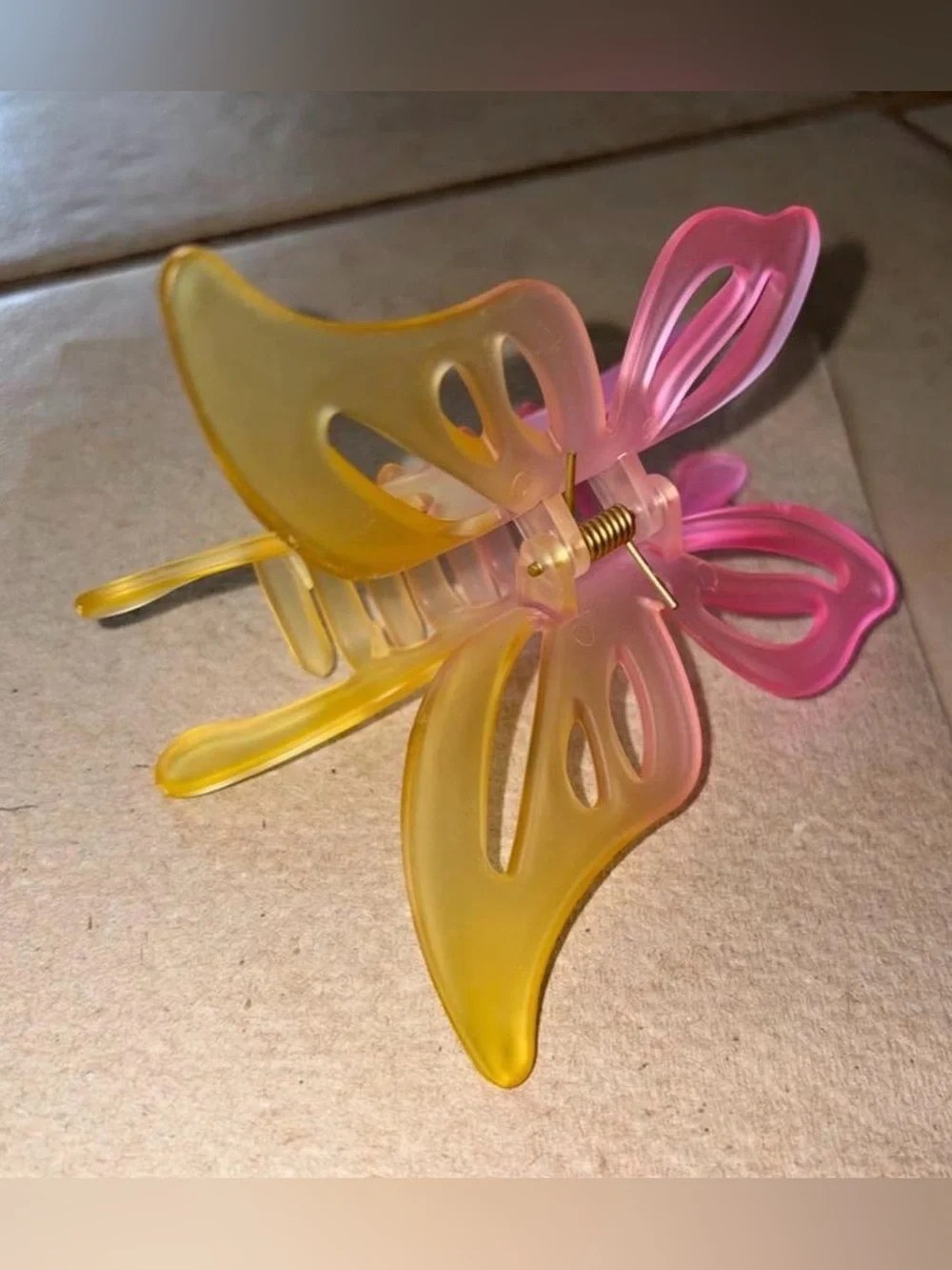Claw clip stylish butterfly